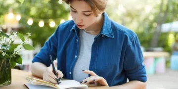 أهم التقنيات لتطوير مهارة الكتابة