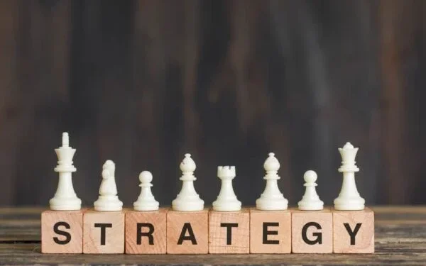 مفاتيح تطوير مهارات القيادة الاستراتيجية والفعالة